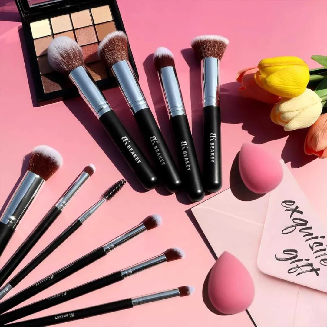 BEAKEY Makeup Brushes Set Premium Foundation